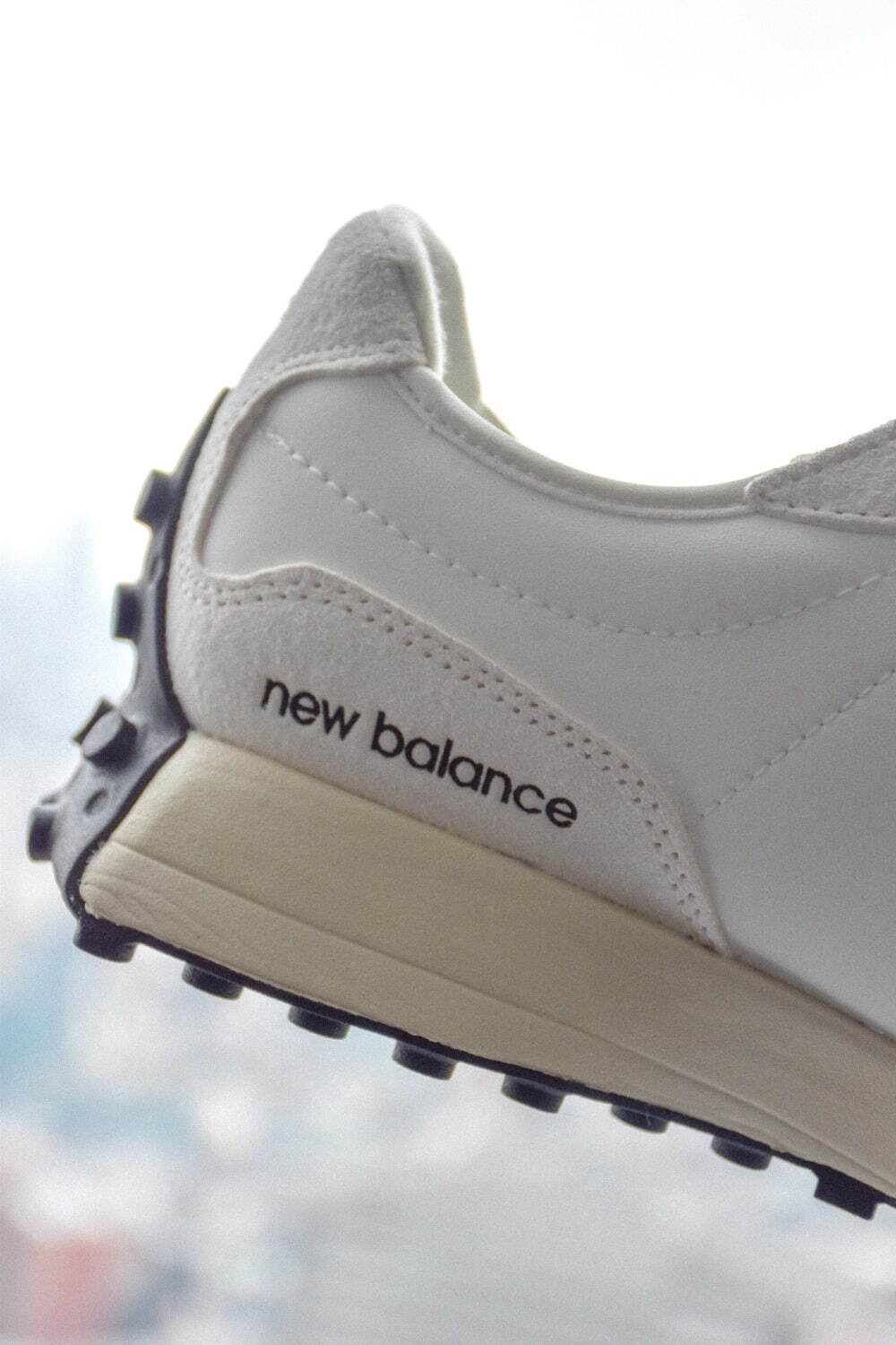 アトモス(atmos), ニューバランス(New Balance) 327｜写真5