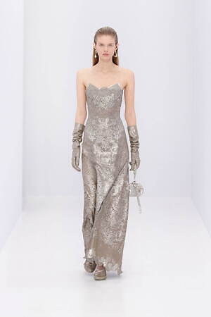 フェンディ オートクチュール(FENDI Haute Couture) 2023年春夏ウィメンズコレクション  - 写真29