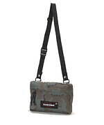 アンダーカバー×イーストパックのコラボバッグ、ビッグポケット付きカモ柄バックパックやショルダー｜写真10