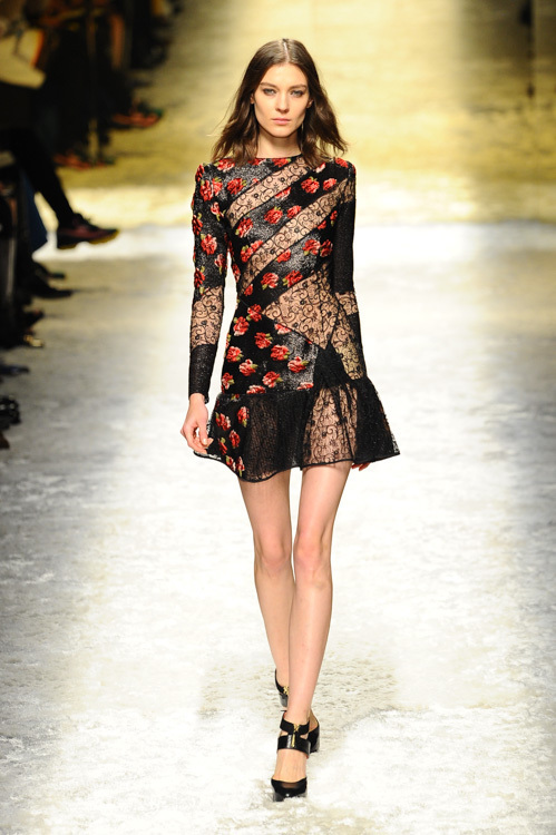 ブルマリン(Blumarine) 2014-15年秋冬ウィメンズコレクション  - 写真35