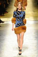 ブルマリン 2014-15年秋冬コレクション - 豪華なフラワーガーデンに漂う大人の色気｜写真26