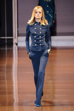 ヴェルサーチ 2014-15年秋冬コレクション - ゴージャスに表現する、女の力強さ｜写真13