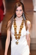 ヴェルサーチ 2014-15年秋冬コレクション - ゴージャスに表現する、女の力強さ｜写真65