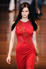 ヴェルサーチ 2014-15年秋冬コレクション - ゴージャスに表現する、女の力強さ｜写真70