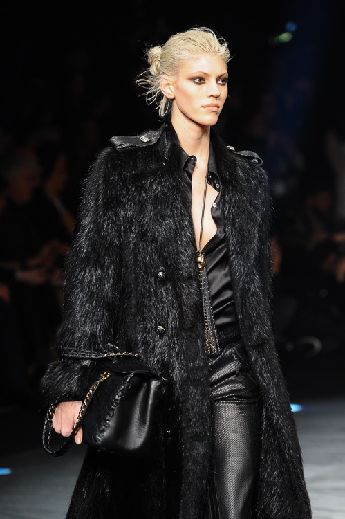 ロベルト カヴァリ(roberto cavalli) 2014-15年秋冬ウィメンズコレクション  - 写真18