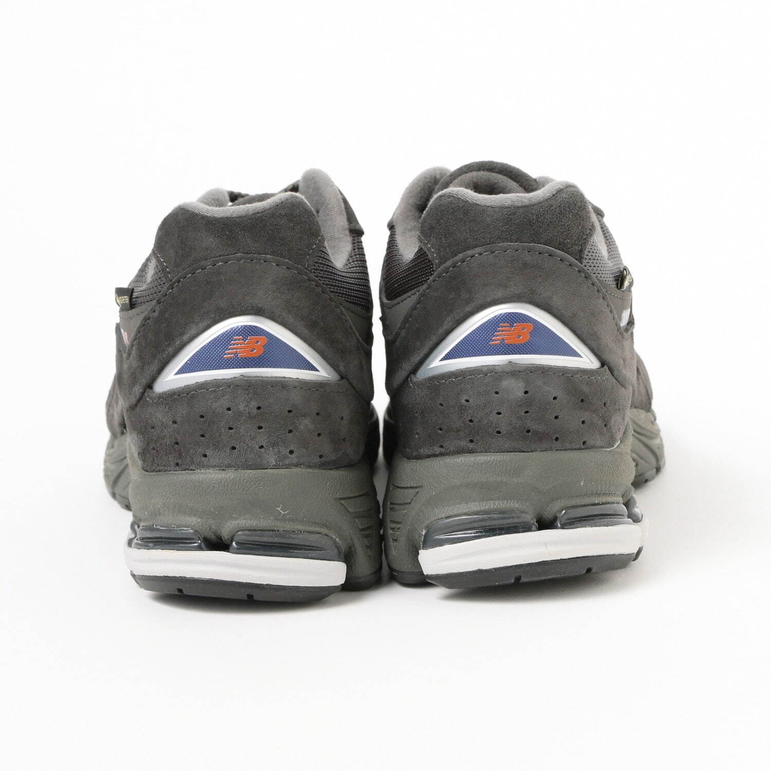 NEW BALANCE×BEAMS 別注 M2002R GORE-TEX (R)