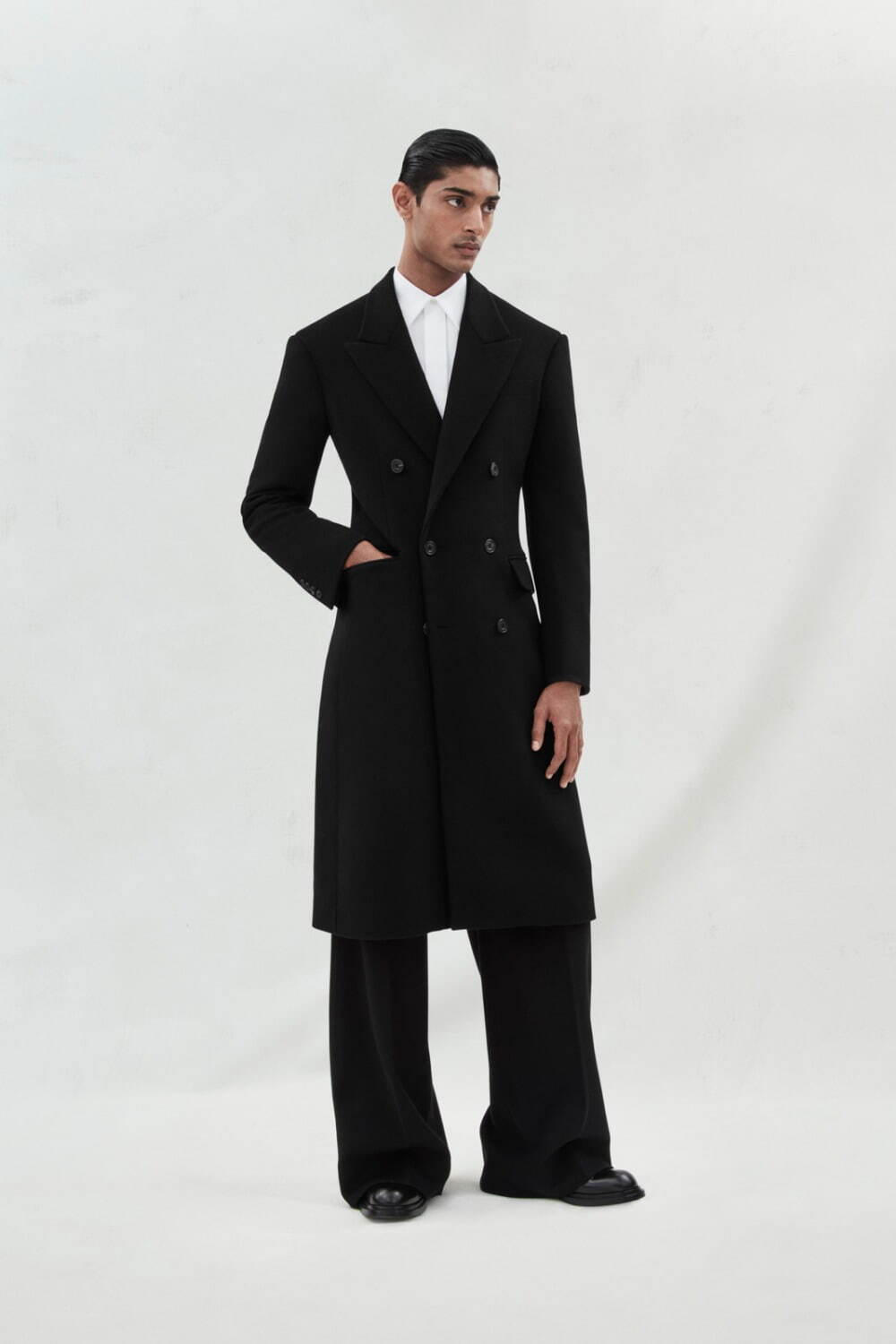 アレキサンダー・マックイーン(Alexander McQueen) 2023-24年秋冬