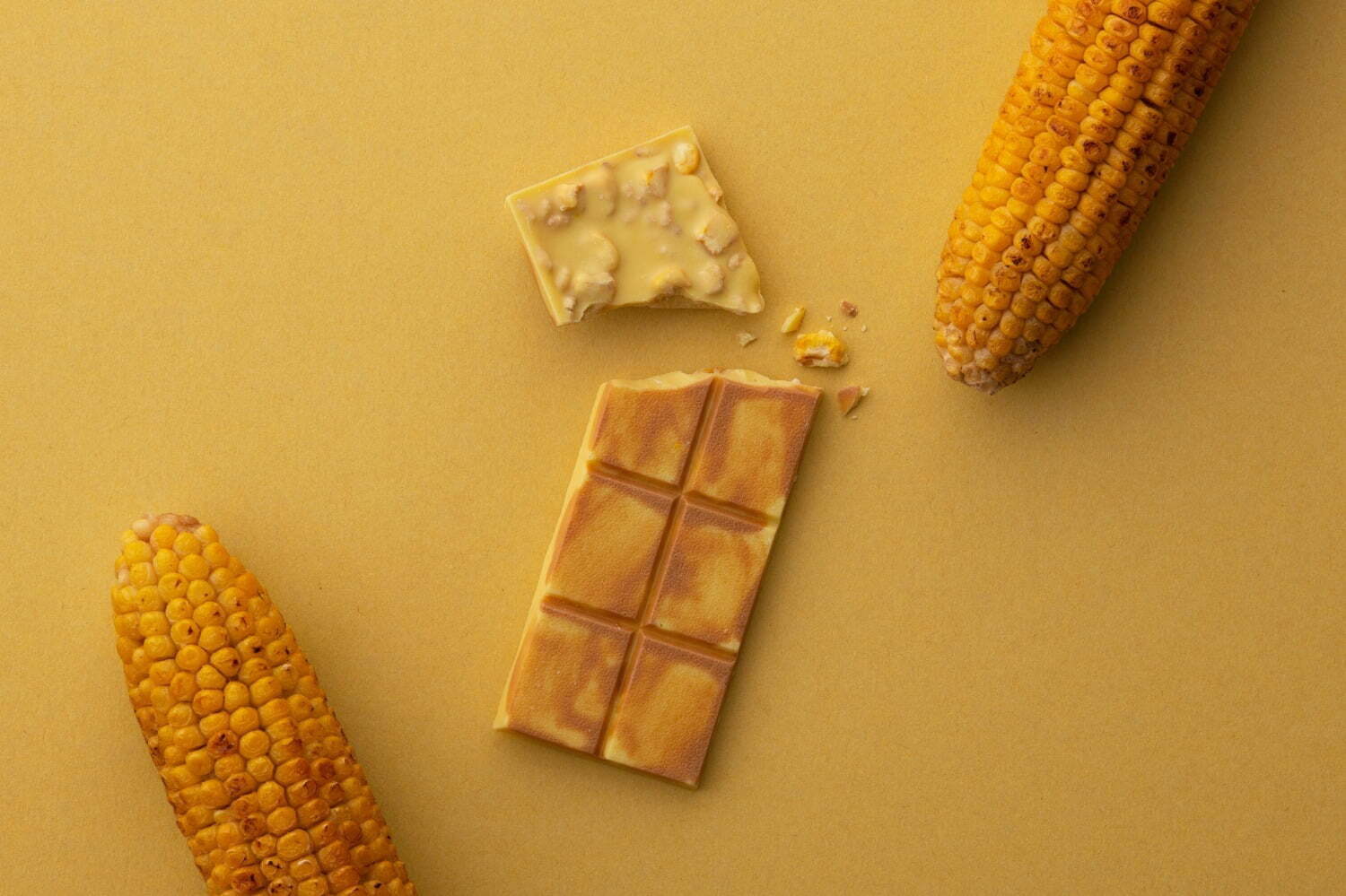 メリーチョコレート“世界大会金賞”ショコラ、「焼きとうもろこし」着想ホワイトチョコタブレット