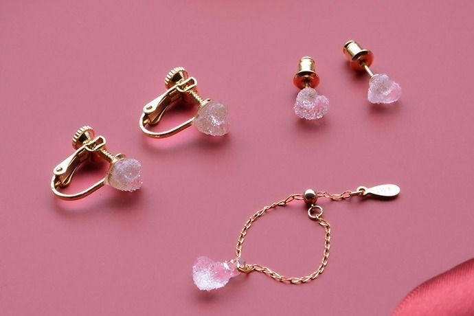 ハリオ カフェ 軽井沢安東美術館店,ハリオ サテライト空港 羽田エアポートガーデン,ハリオ ランプ ららぽーと福岡,ハリオ ランプワークファクトリー 室町店,ハリオ ランプワークファクトリー 小伝馬町店,ハリオランプワークファクトリー レイヤード ミヤシタパーク,ハリオカフェアンドランプワークファクトリー レイヤード 久屋大通パーク,ハリオ カフェ 泉屋博古館東京店「ハリオ」