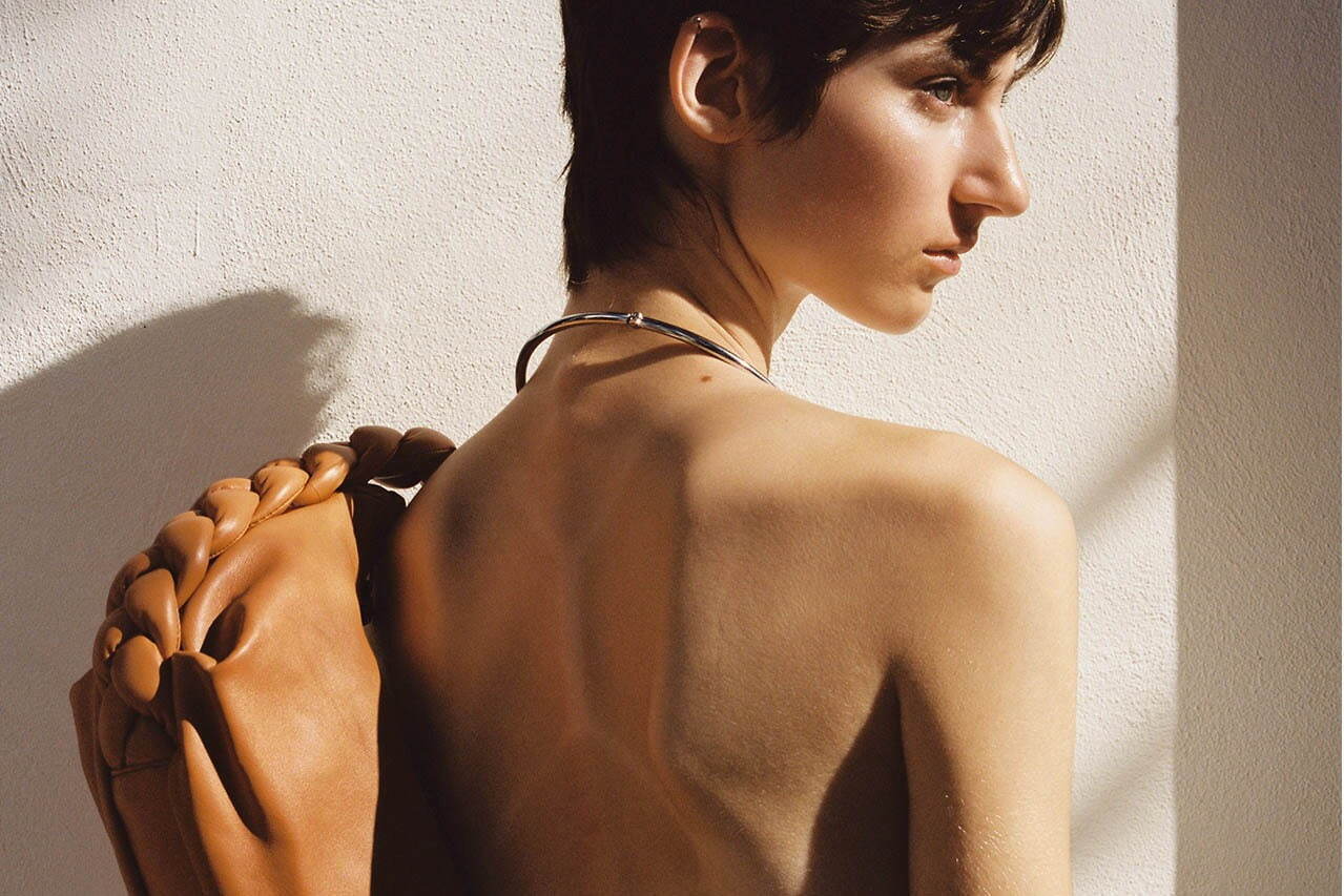 ヘリュー 2023年春夏 ウィメンズ