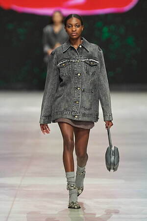 ガニー(GANNI) 2023-24年秋冬ウィメンズコレクション  - 写真5