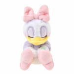 “ウトウト”したディズニーキャラクターのぬいぐるみ、デイジーダック＆ピグレットなどディズニーストアで｜写真24