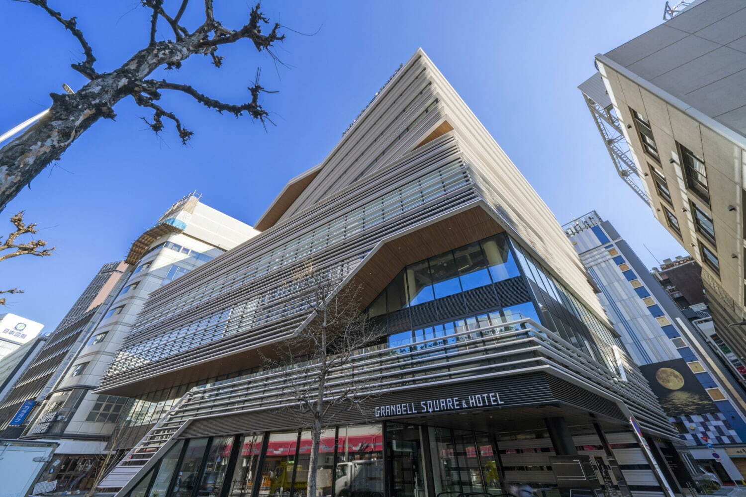 「グランベルスクエア」東京・銀座コリドー街の複合商業施設、スパサウナ・ホテル・飲食店など｜写真6