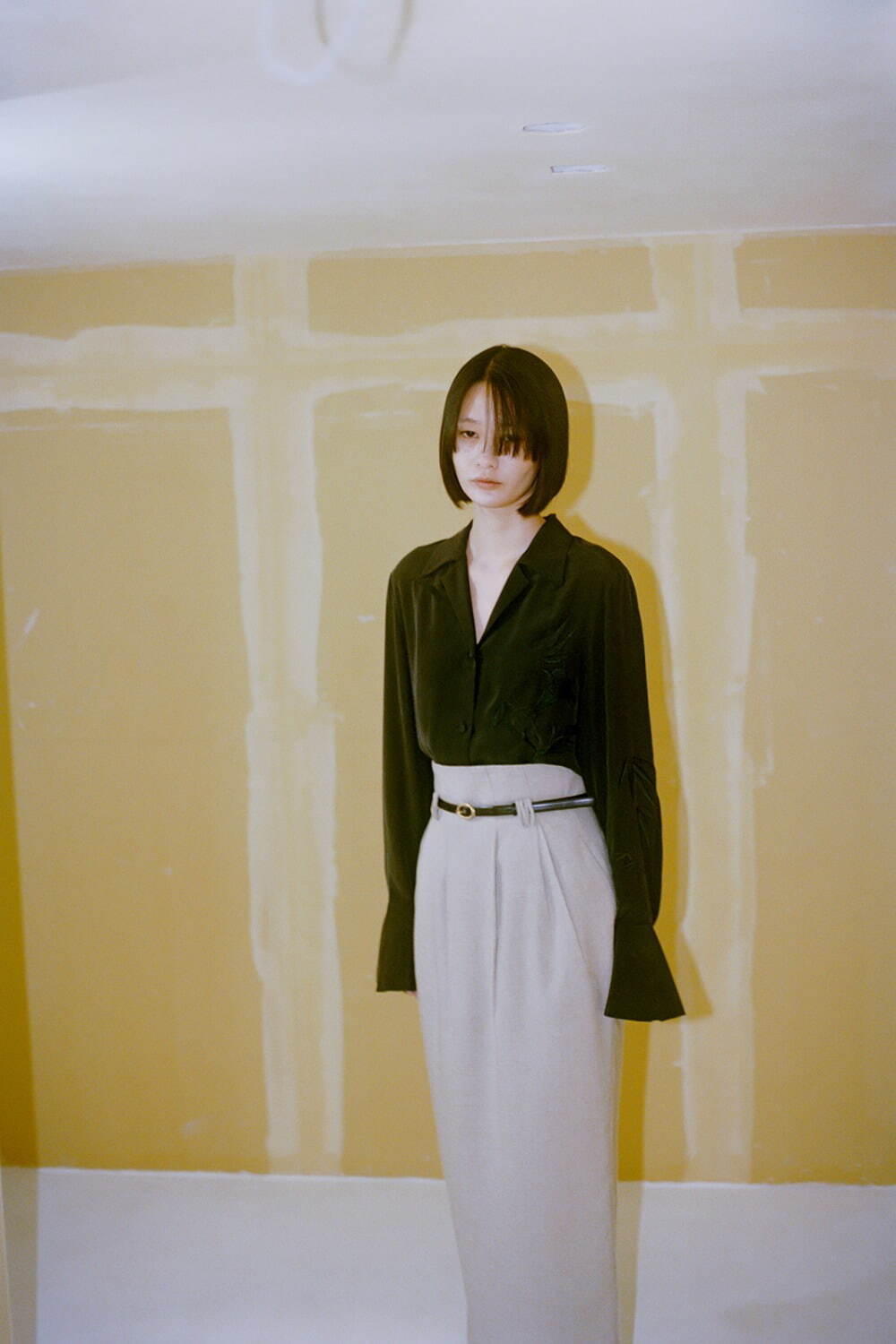 マメ クロゴウチ(Mame Kurogouchi) 2023年プレフォールウィメンズコレクション  - 写真5