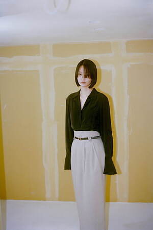 マメ クロゴウチ(Mame Kurogouchi) 2023年プレフォールウィメンズコレクション  - 写真5