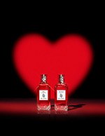 エトロのバレンタイン向けフレグランス、“ミラノ着想”ローズの花びら＆ムスクの香りで｜写真1