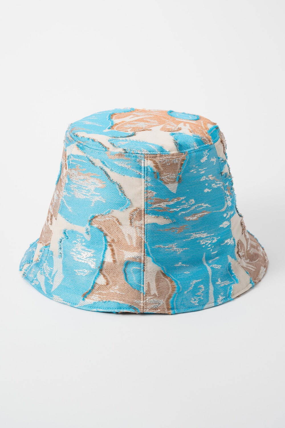 Flower quartz jacquard hat 16,500円