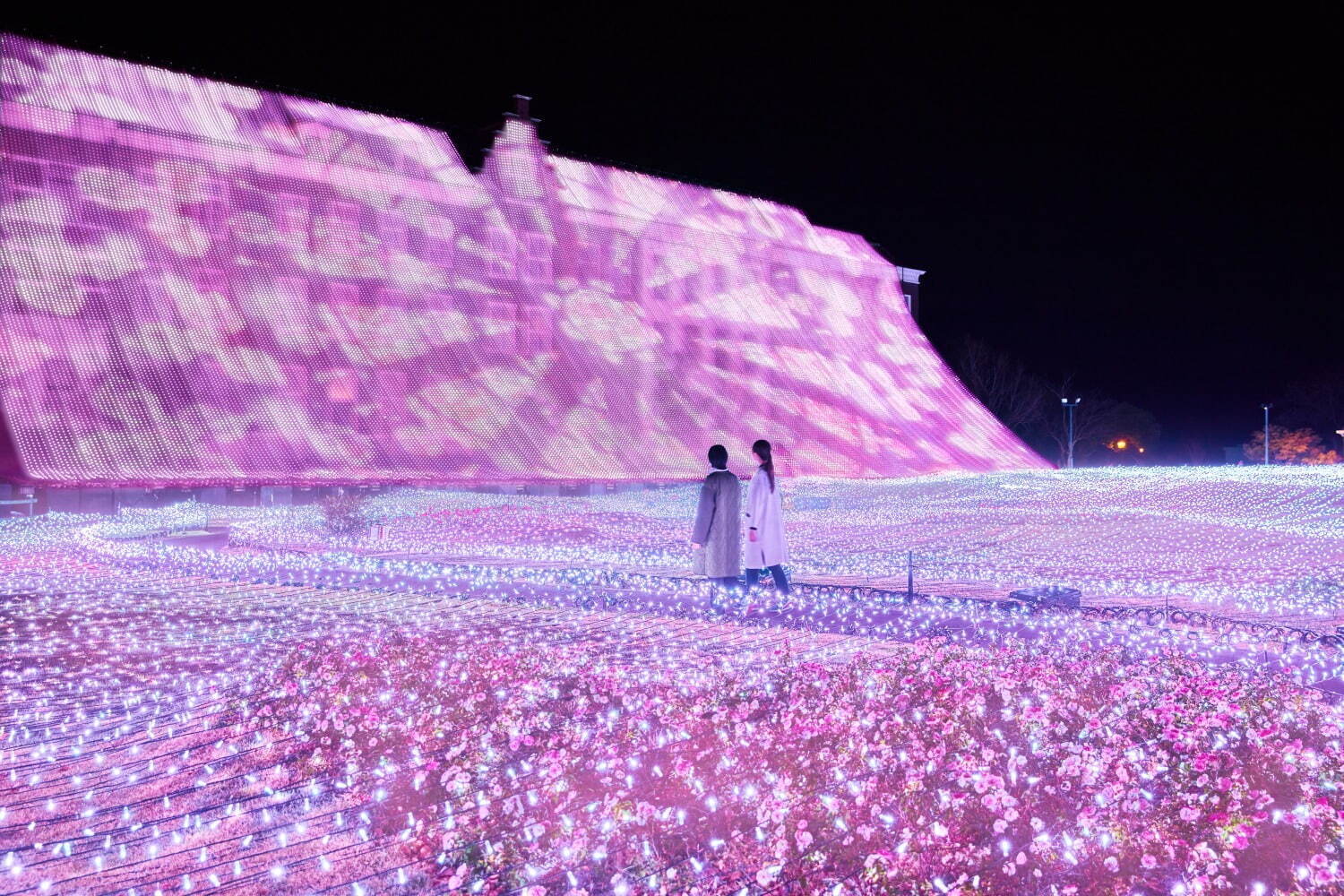 長崎・ハウステンボス「100万本のチューリップ祭」イースターの世界観で、夜はイルミネーションも｜写真7