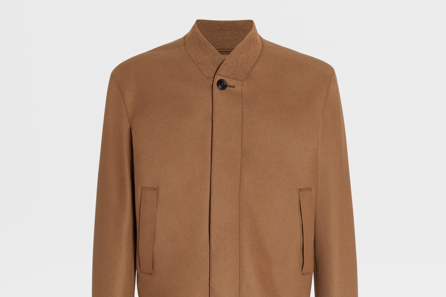 ゼニア、最高級カシミヤを用いた“ビキューナカラー”ブルゾン - 伊勢丹新宿店では期間限定ストア開催