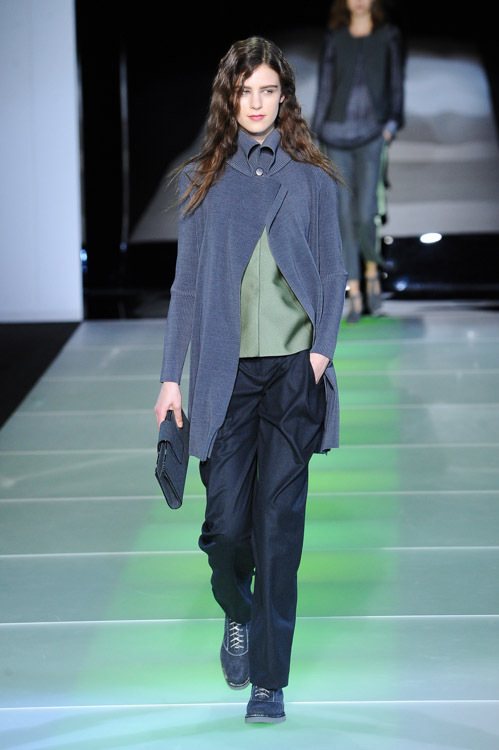 ジョルジオ アルマーニ(Giorgio Armani) 2014-15年秋冬ウィメンズコレクション  - 写真13