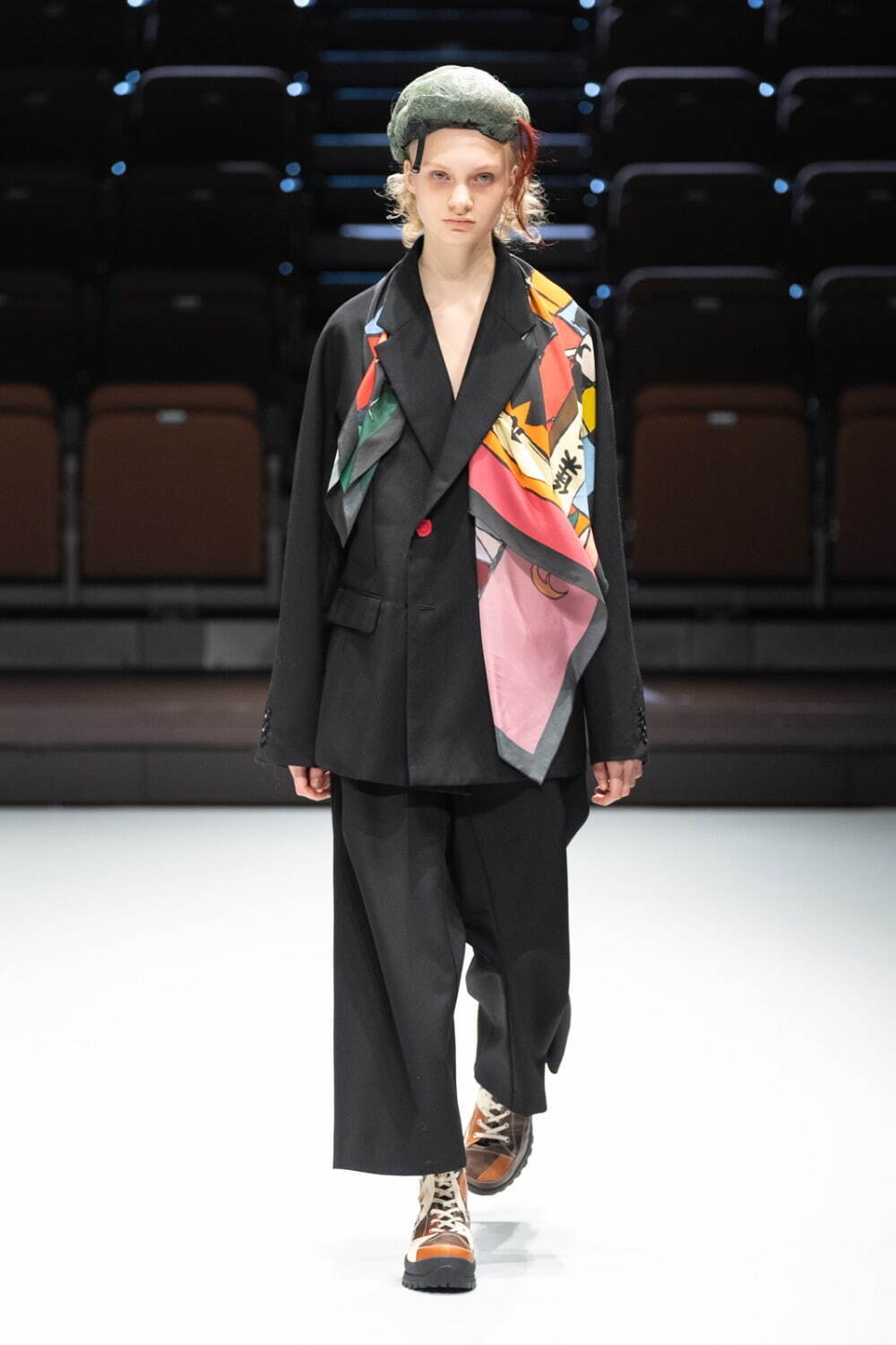 シンヤコヅカ 2023-24年秋冬<span>コレクション</span> - 写真44