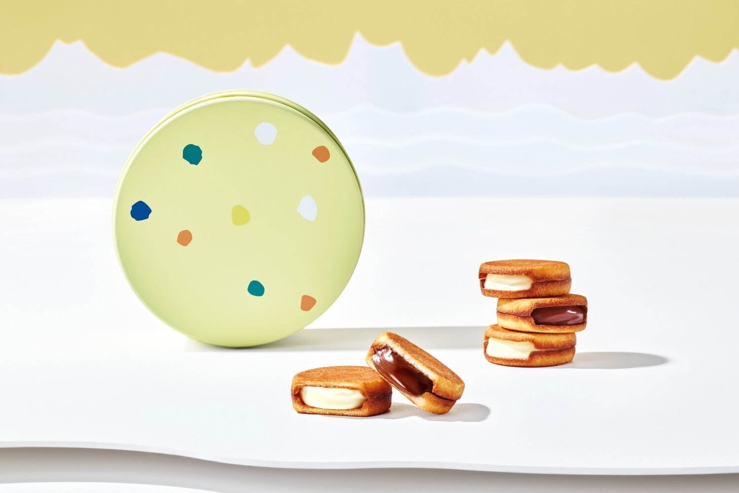 バームクーヘン｜“冬限定”スイーツ「スノー」23年ホワイトデー、生チョコサンドクッキー限定缶が横浜＆神戸で