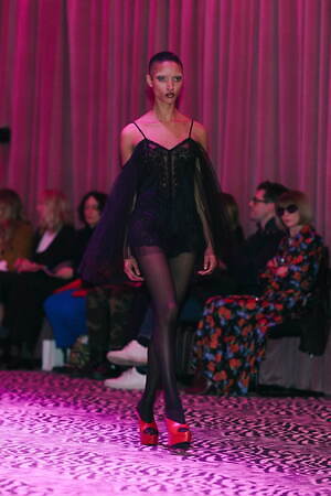 アレキサンダー ワン(alexanderwang) 2023-24年秋冬ウィメンズ&メンズコレクション  - 写真16