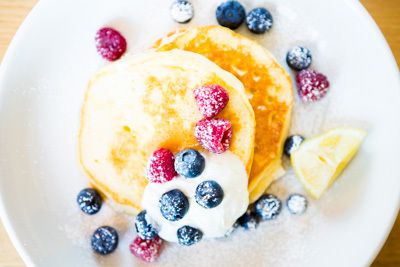 メープルシロップ｜billsハワイ出店記念、国内4店舗でハワイ限定メニュー - パンケーキ＆アサイーボウル