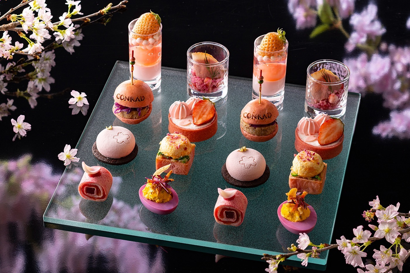 コンラッド東京「夜桜ハイティー」