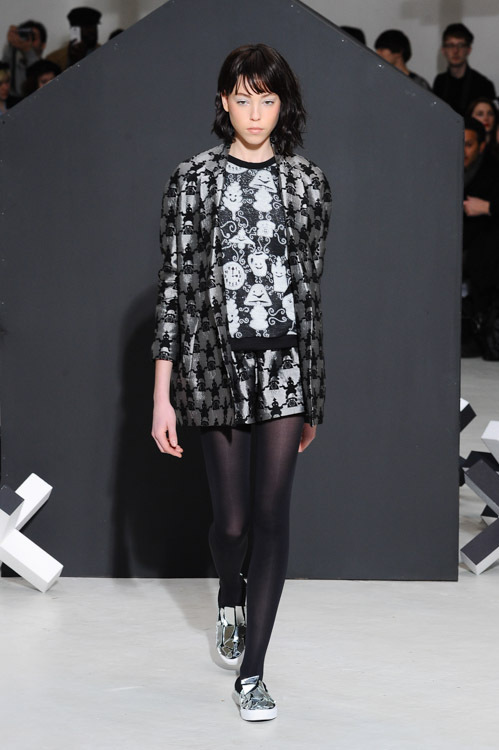 デヴァステ  2014-15年秋冬<span>コレクション</span> - 写真18