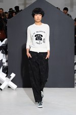 デヴァステ 2014-15年秋冬コレクション - ミステリアス＆プレイフルな模様をモノトーンで｜写真3