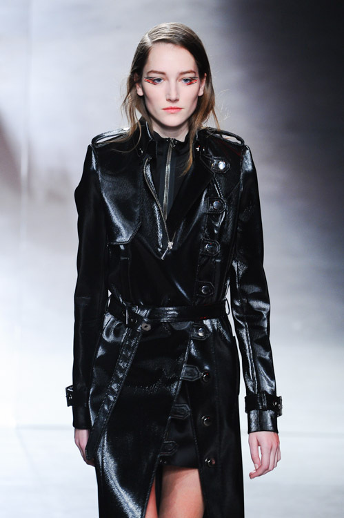 アンソニー バカレロ(Anthony Vaccarello) 2014-15年秋冬ウィメンズコレクション  - 写真15