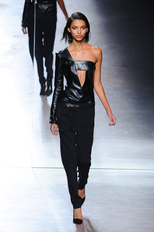 アンソニー バカレロ(Anthony Vaccarello) 2014-15年秋冬ウィメンズコレクション  - 写真42