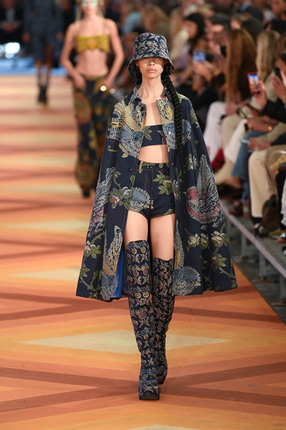 エトロ(ETRO) 2023年春夏ウィメンズコレクション  - 写真4