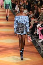 エトロ 2023年春夏ウィメンズコレクション - 変わらぬ伝統に、新たな視点を｜写真9