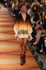 エトロ 2023年春夏ウィメンズコレクション - 変わらぬ伝統に、新たな視点を｜写真27