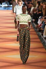 エトロ 2023年春夏ウィメンズコレクション - 変わらぬ伝統に、新たな視点を｜写真31