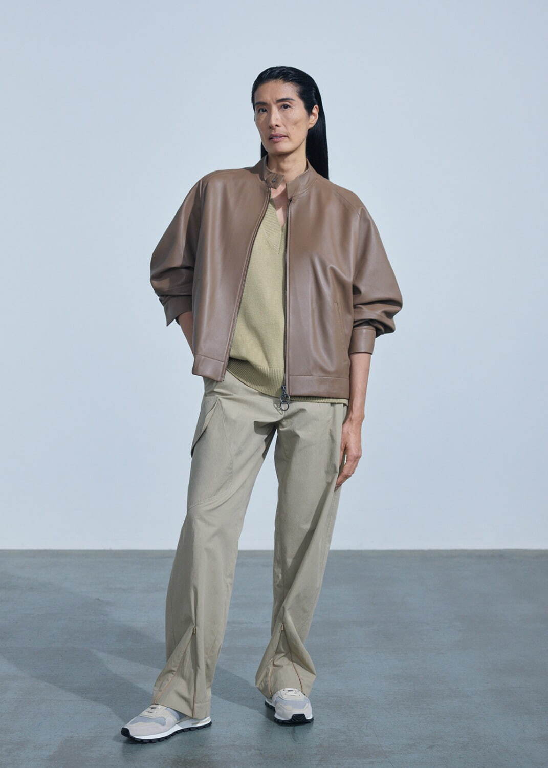 スタジオ ニコルソン 2023年リゾート｜female ボンバージャケット