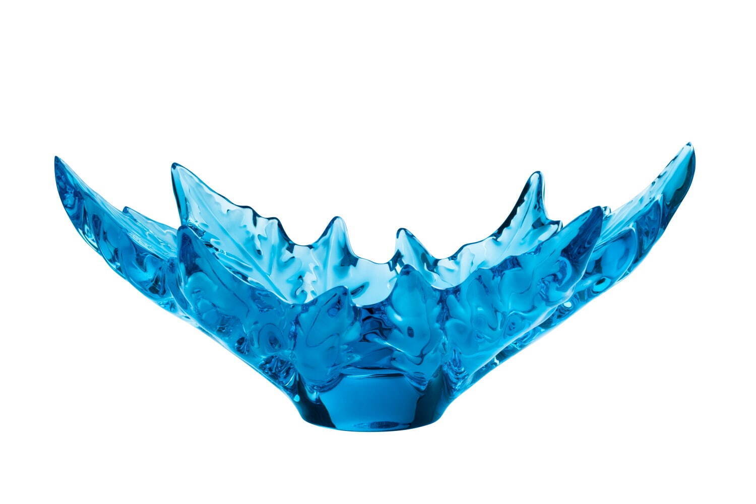 ラリックのアイコンピースが“鮮やかブルー”に、女神モチーフ＆万華鏡のように輝くクリスタル花瓶｜写真1