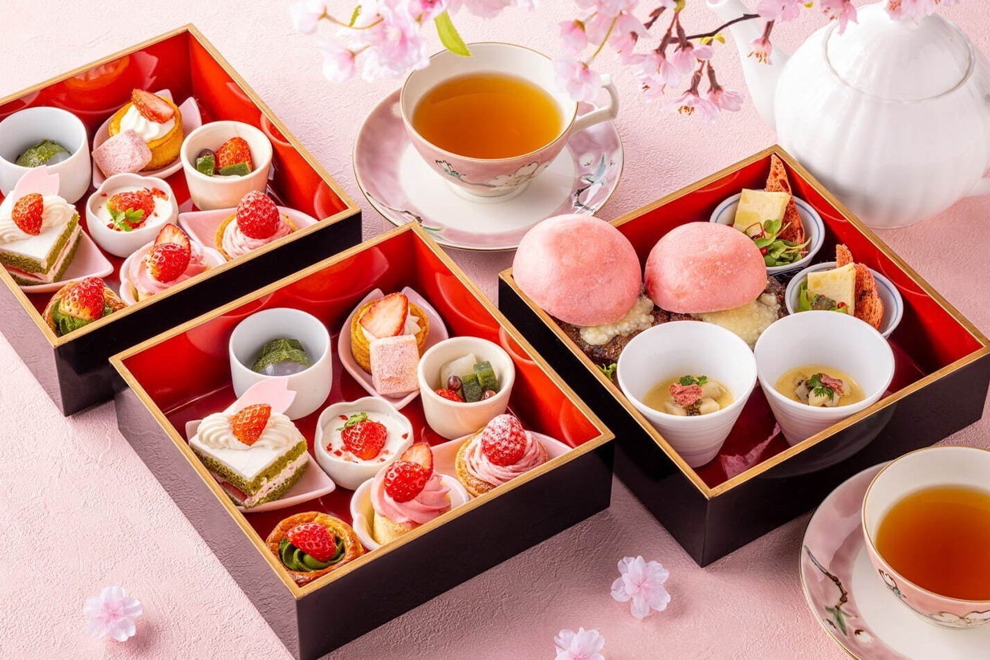 お台場｜ヒルトン東京お台場「お花見」宿泊プラン、“桜咲く”室内で楽しむアフタヌーンティーなど