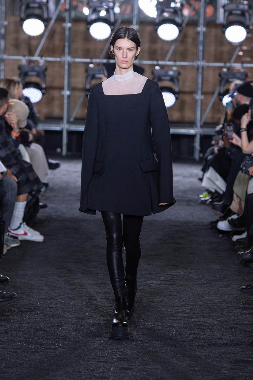 サカイ(sacai) 2023-24年秋冬ウィメンズ&メンズコレクション  - 写真5