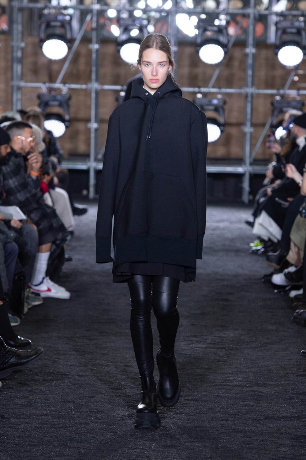 サカイ(sacai) 2023-24年秋冬ウィメンズ&メンズコレクション