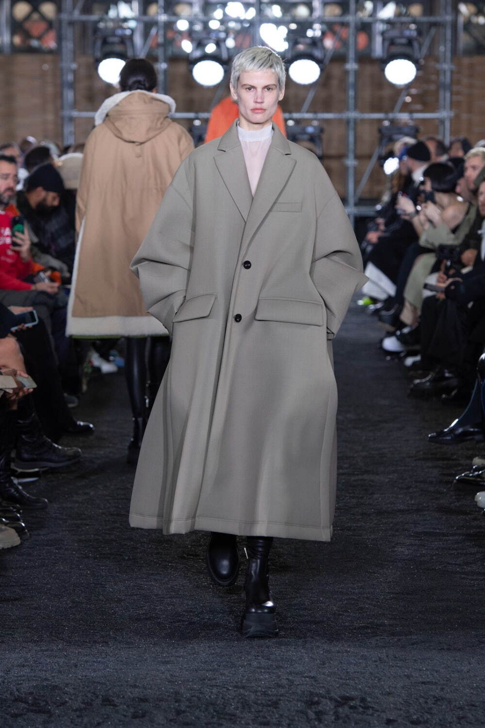 サカイ(sacai) 2023-24年秋冬ウィメンズ&メンズコレクション  - 写真30