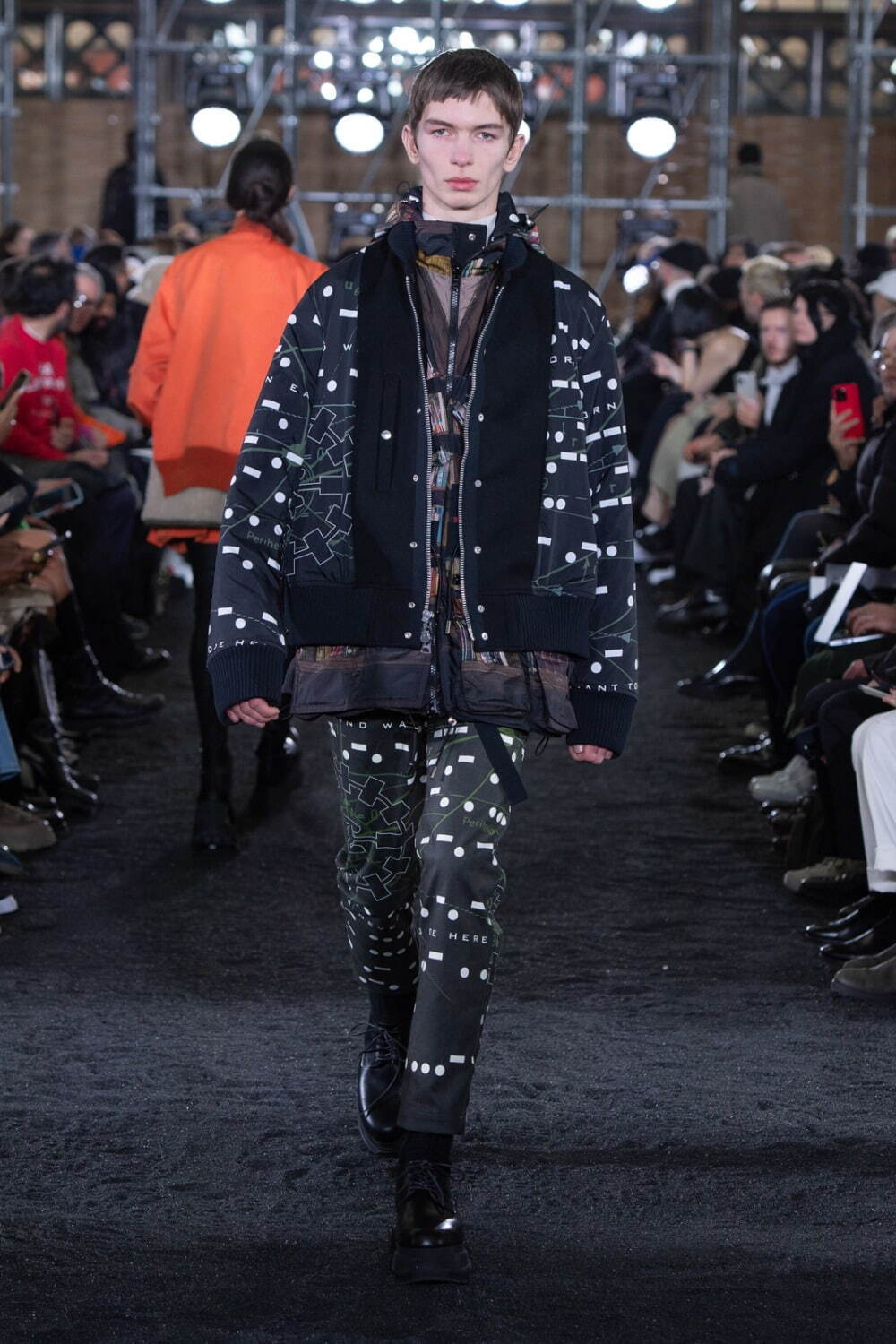 サカイ 2023-24年秋冬<span>コレクション</span> - 写真40