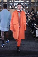 sacai man 2023年秋冬コレクション - 個性を引き出す“ジッパー”で変身｜写真31