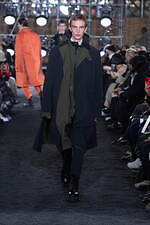 sacai man 2023年秋冬コレクション - 個性を引き出す“ジッパー”で変身｜写真39