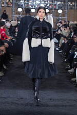 sacai man 2023年秋冬コレクション - 個性を引き出す“ジッパー”で変身｜写真55