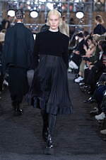 sacai man 2023年秋冬コレクション - 個性を引き出す“ジッパー”で変身｜写真56