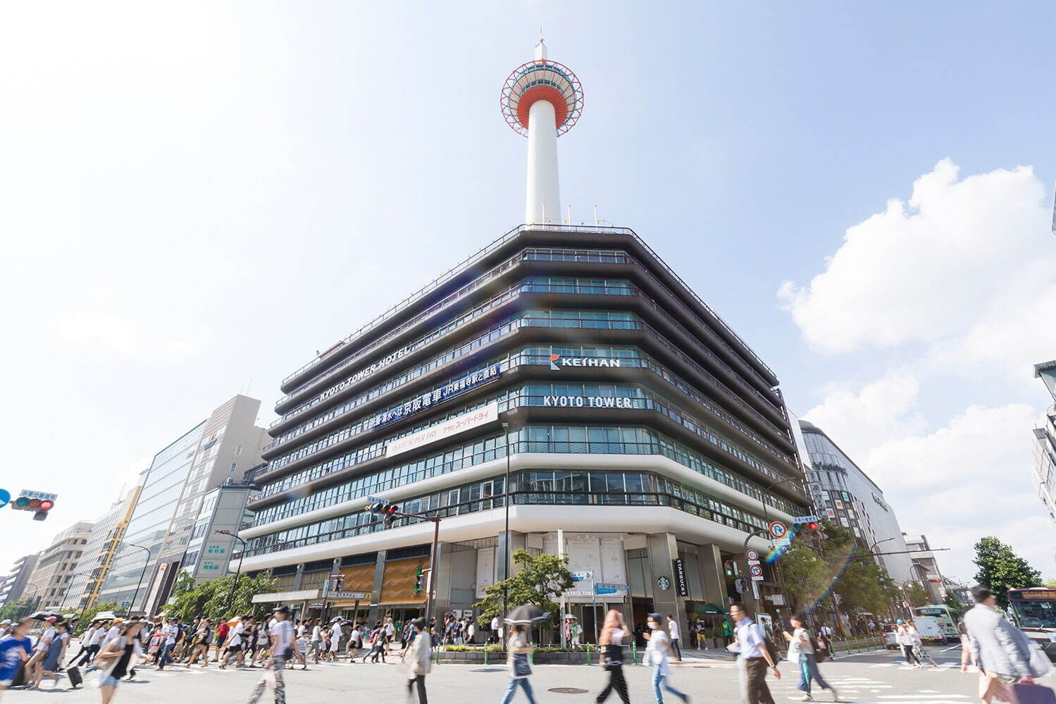 「京都タワーサンド」が大幅リニューアル、人気老舗和菓子店のカフェ＆スイーツ店が出店｜写真1