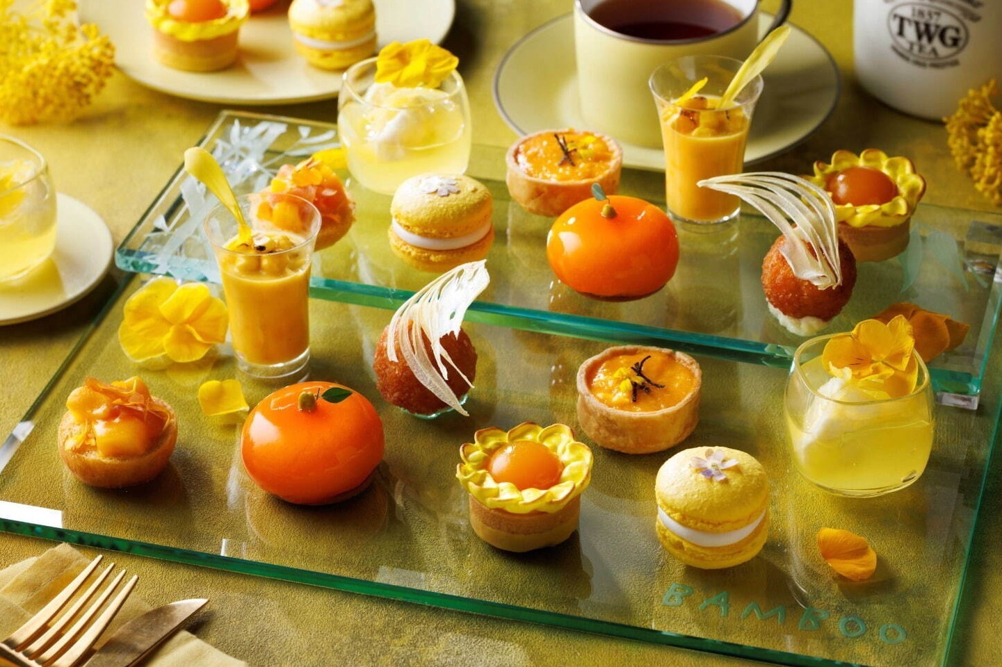 パルフェ｜シェラトン都ホテル東京“イエローカラー”の柑橘アフタヌーンティー、レモンはちみつパフェも